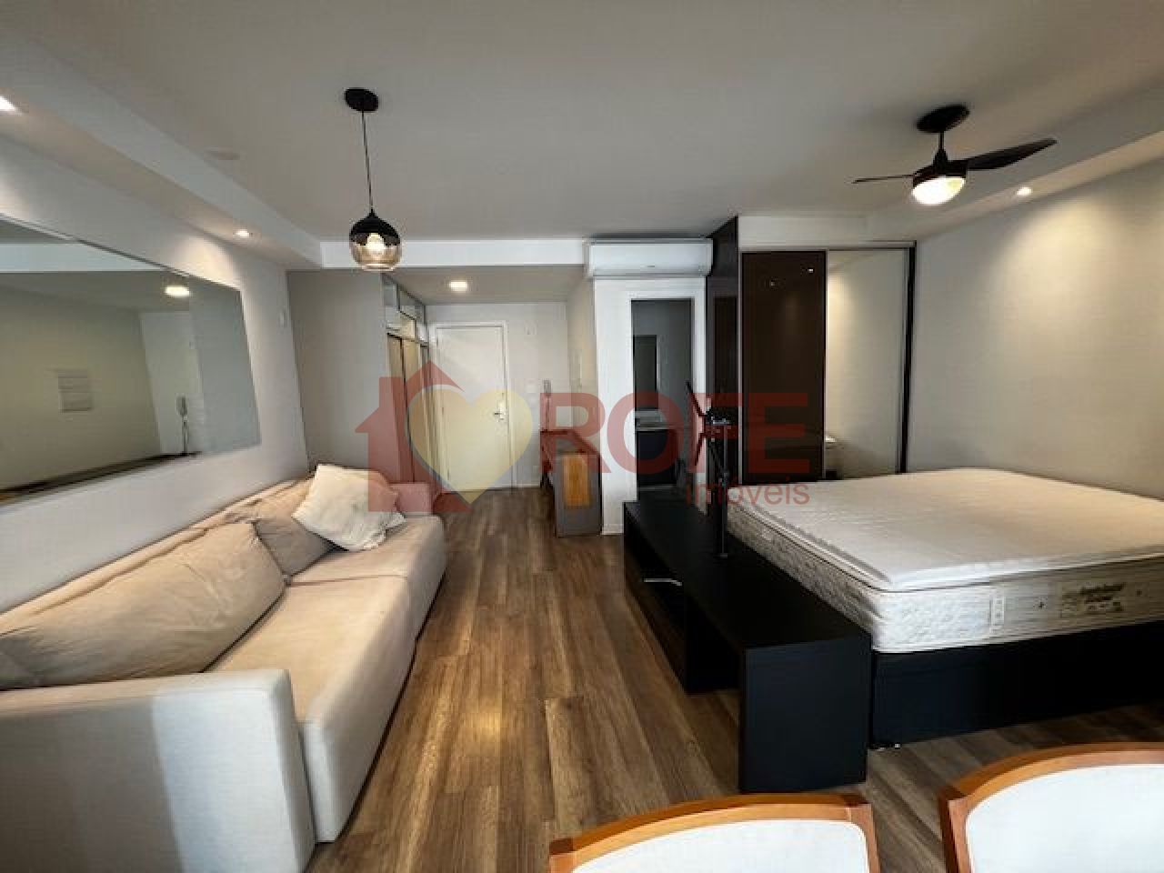 Foto 5 - RF8659