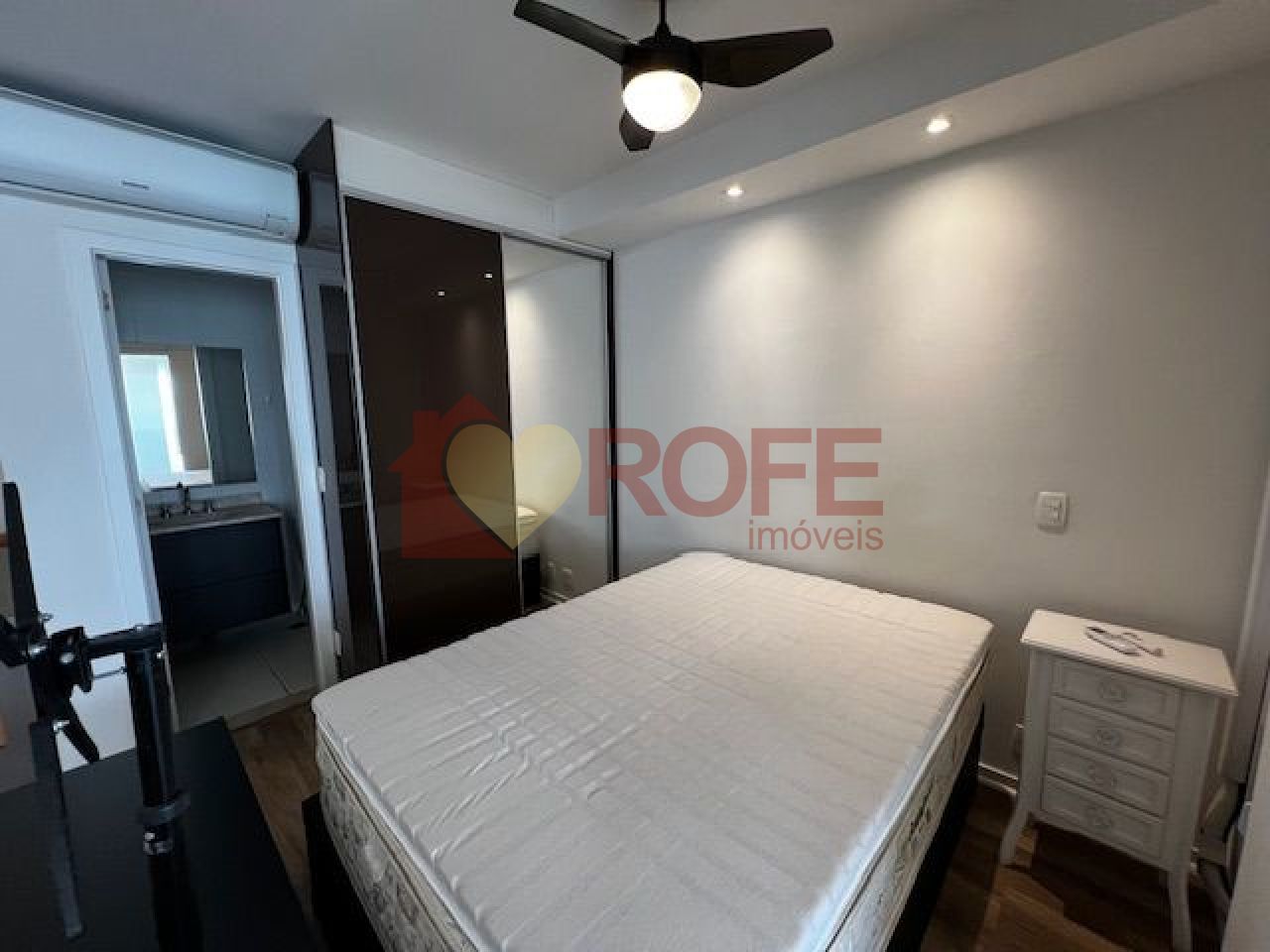 Foto 12 - RF8659