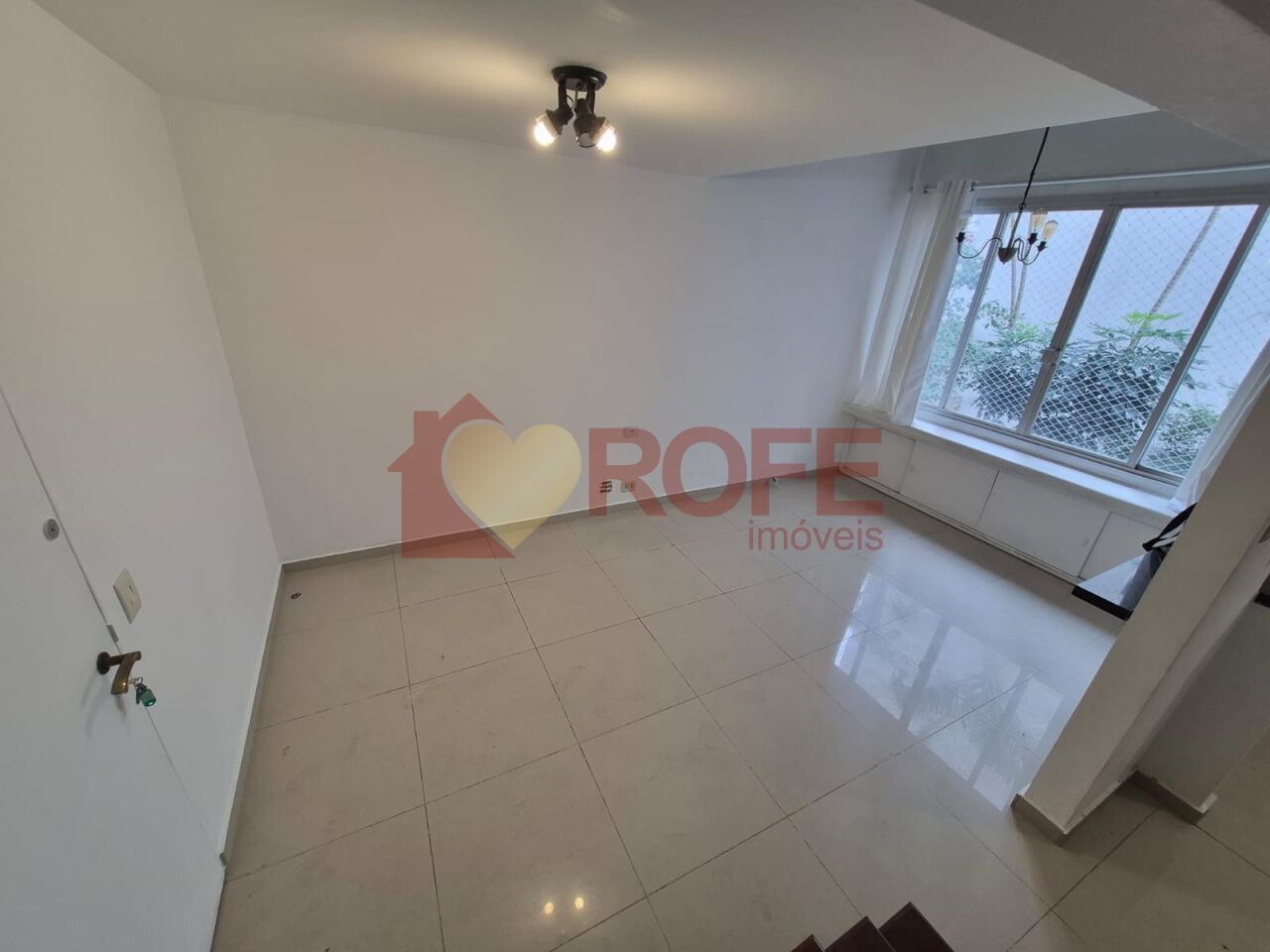 Foto 2 - RF8932