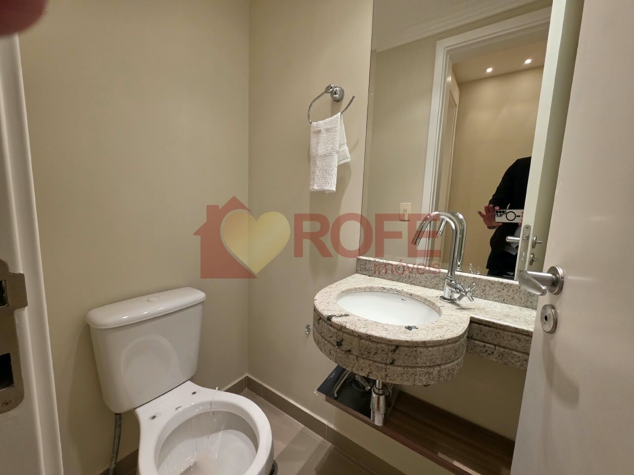 Foto 23 - RF9009