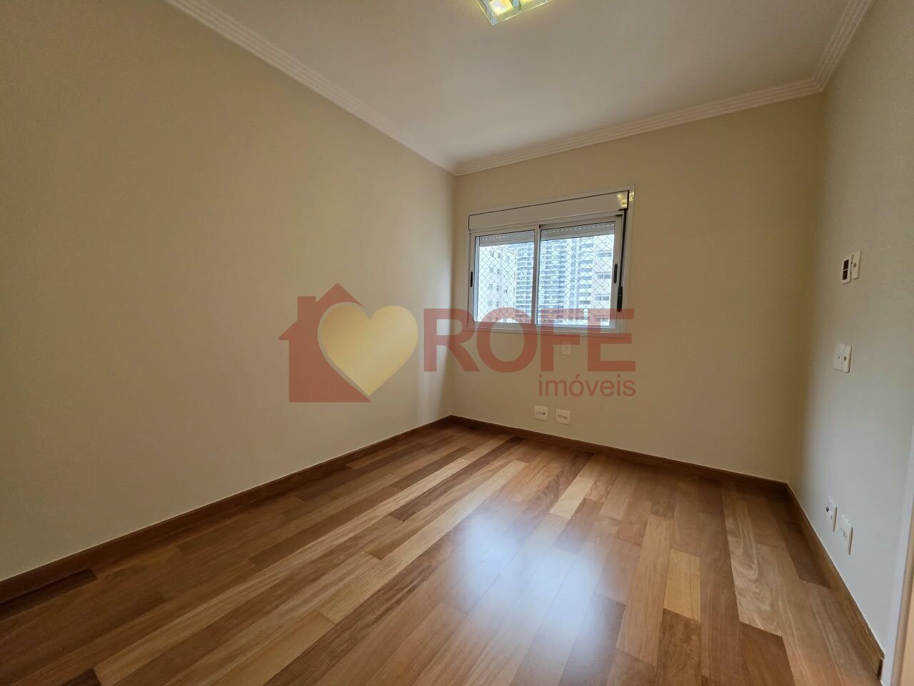 Foto 21 - RF9009