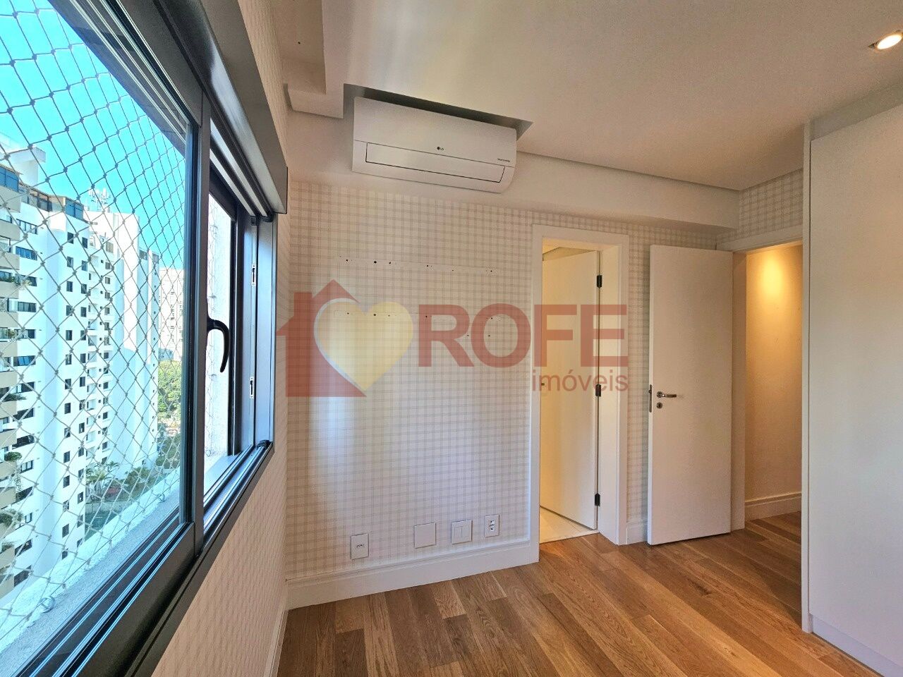 Foto 27 - RF9737