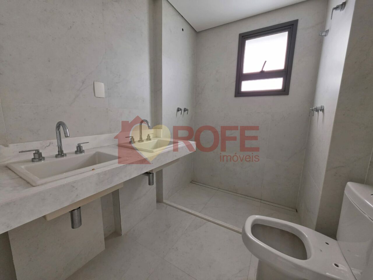 Foto 18 - RF9819