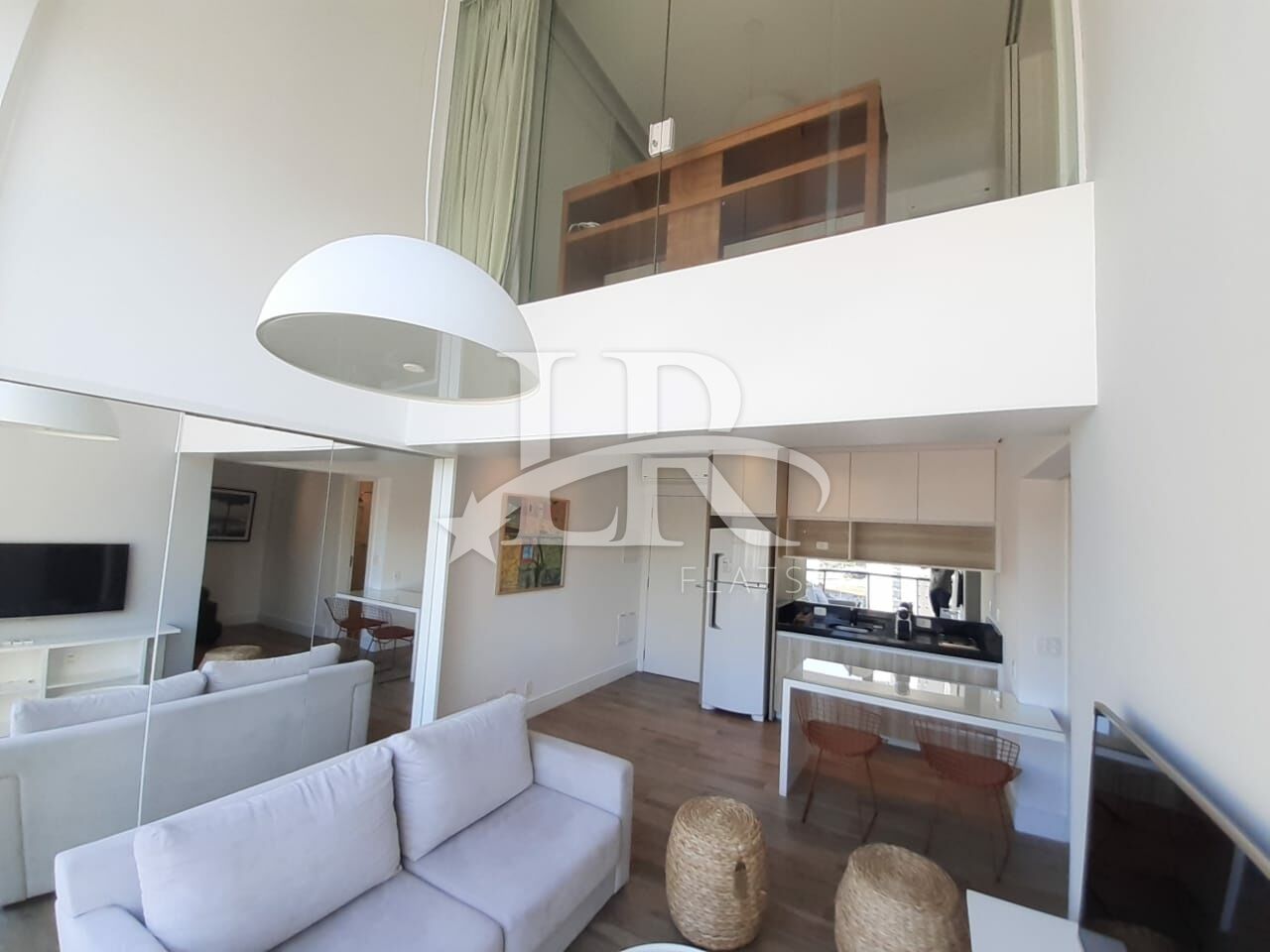 Flat para Locação - Vila Olímpia