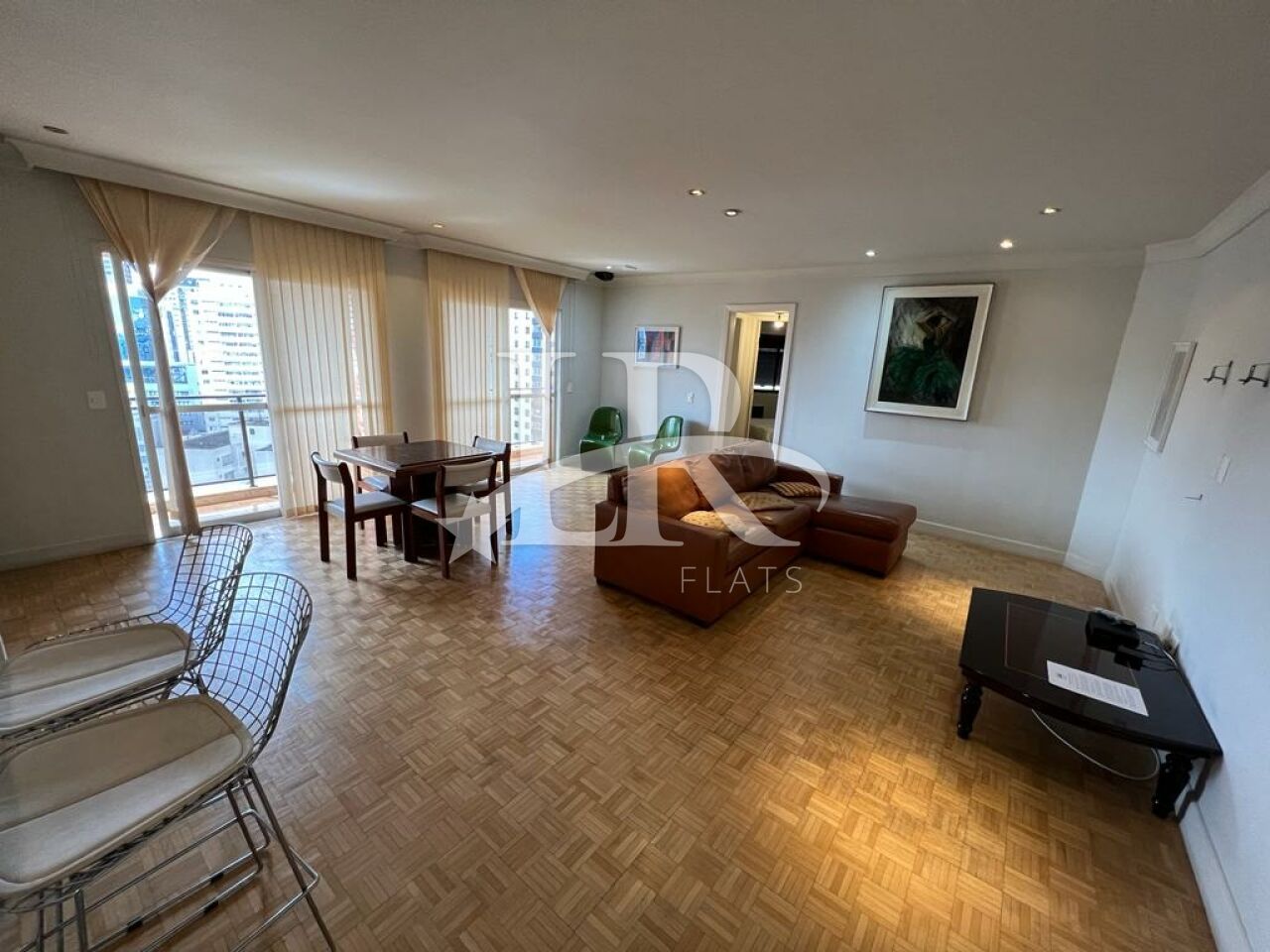 Flat para Locação - Vila Nova Conceição
