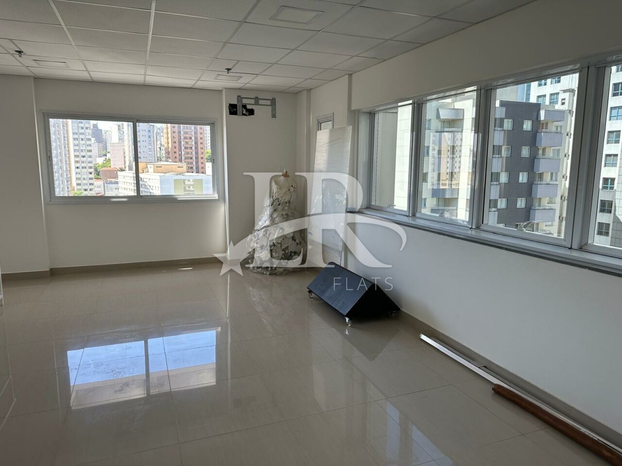 Conj. Comercial para Venda - Bela Vista