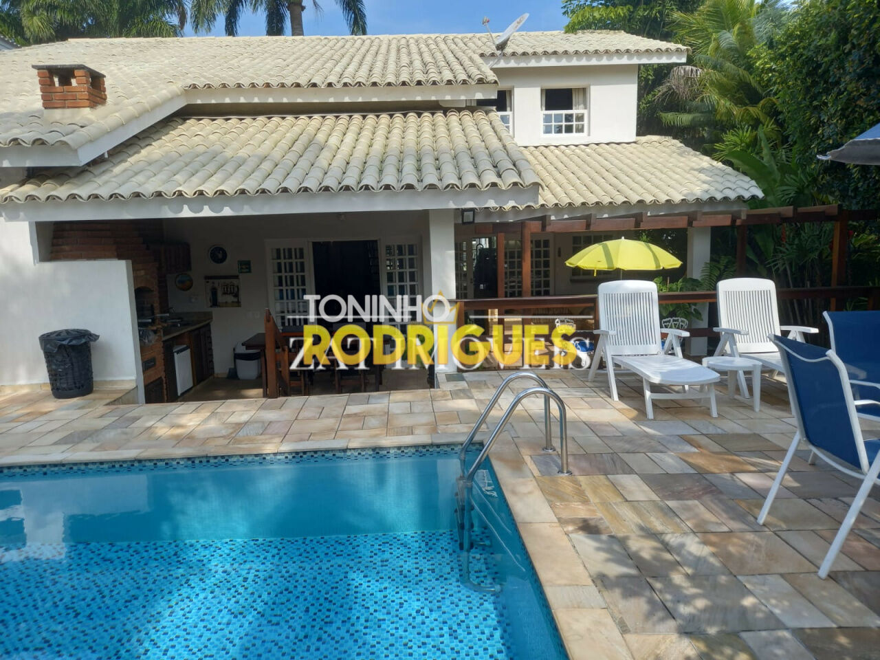 Casa de Condomínio para Venda - Balneário Praia do Pernambuco