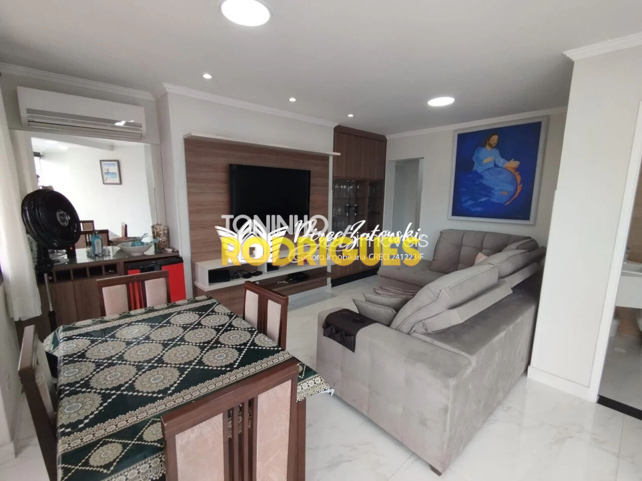 Apartamento para Venda - Vila Alzira