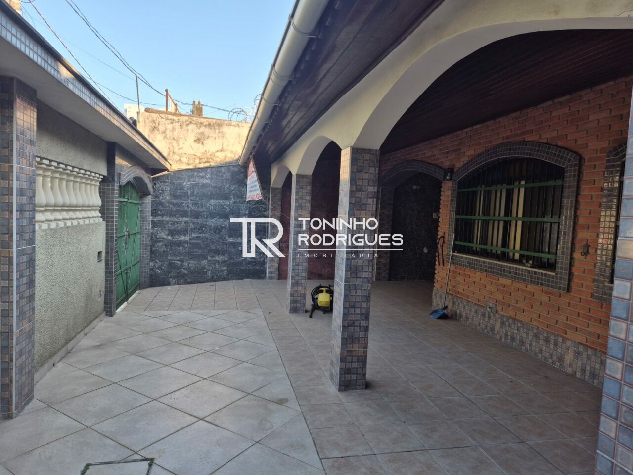 Casa Térrea para Venda - Enseada