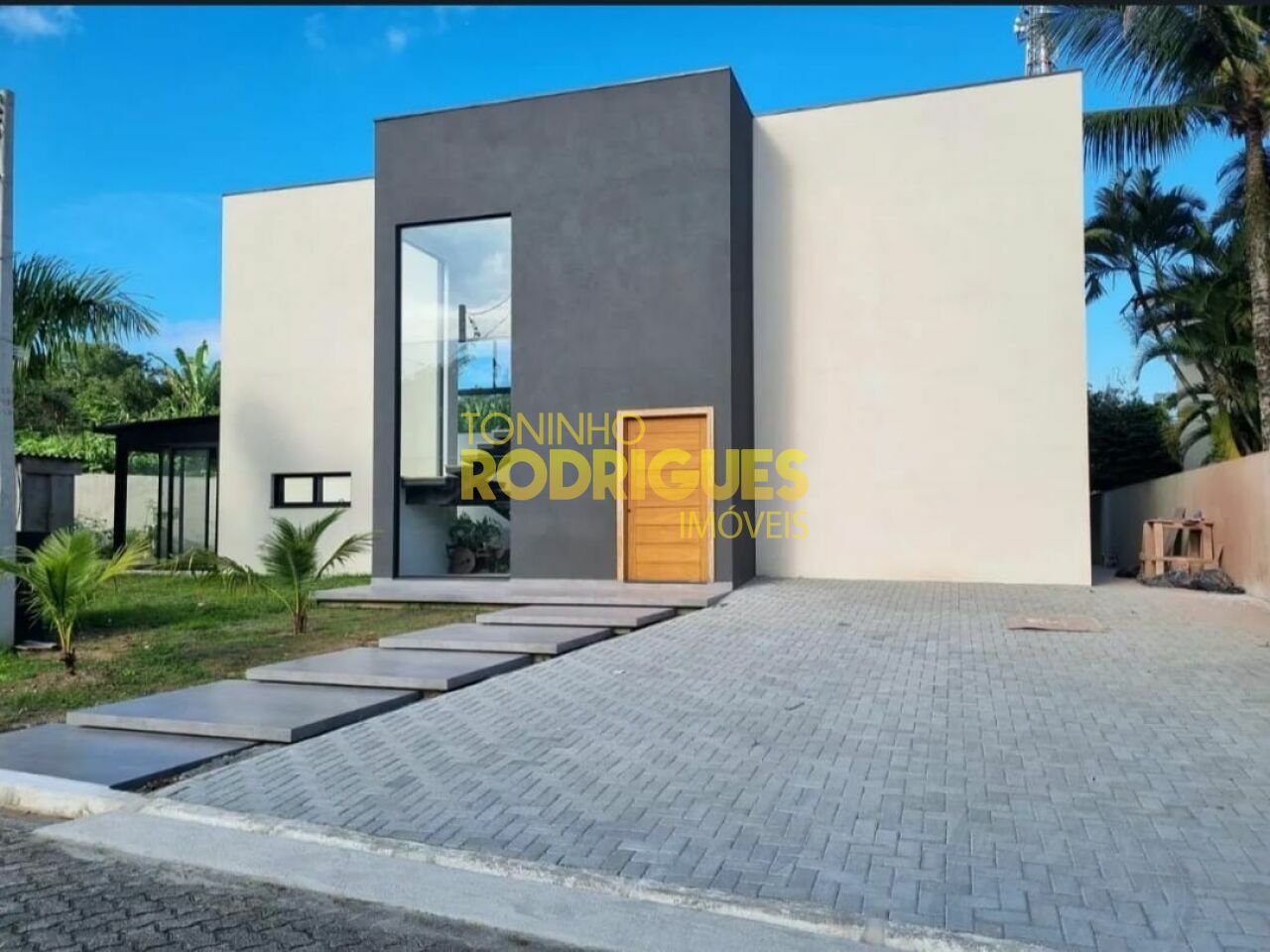 Casa Térrea para Venda - Balneário Praia do Pernambuco