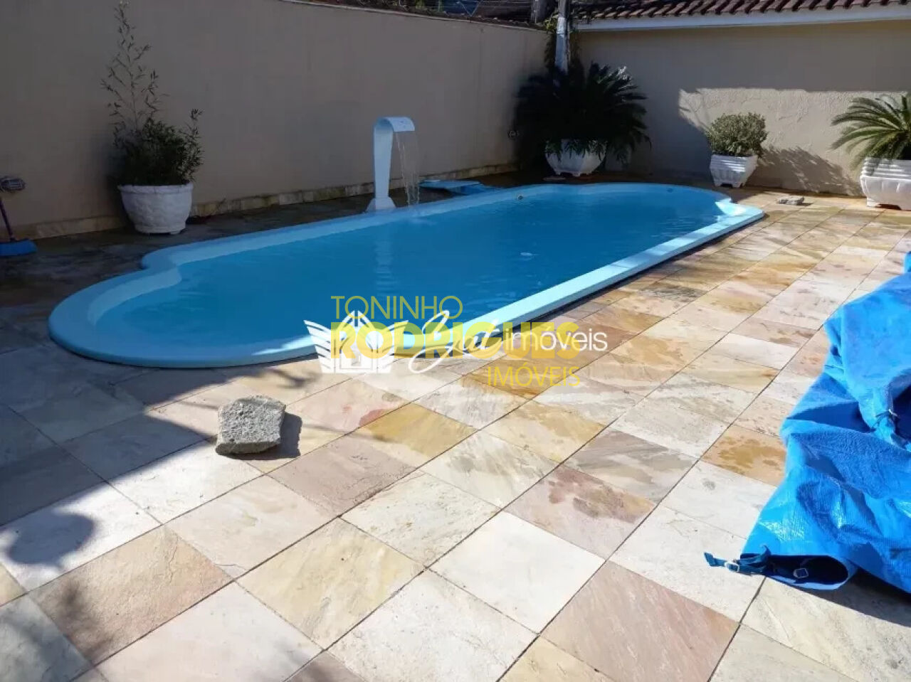 Casa Térrea para Venda - Balneario Praia do Perequê