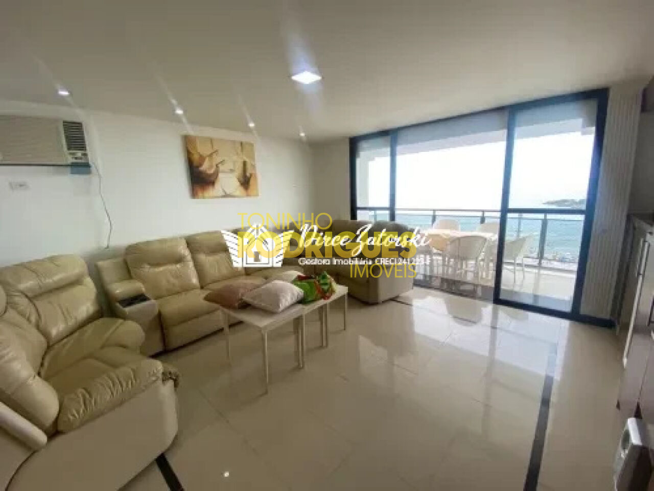 Apartamento para Venda - Pitangueiras