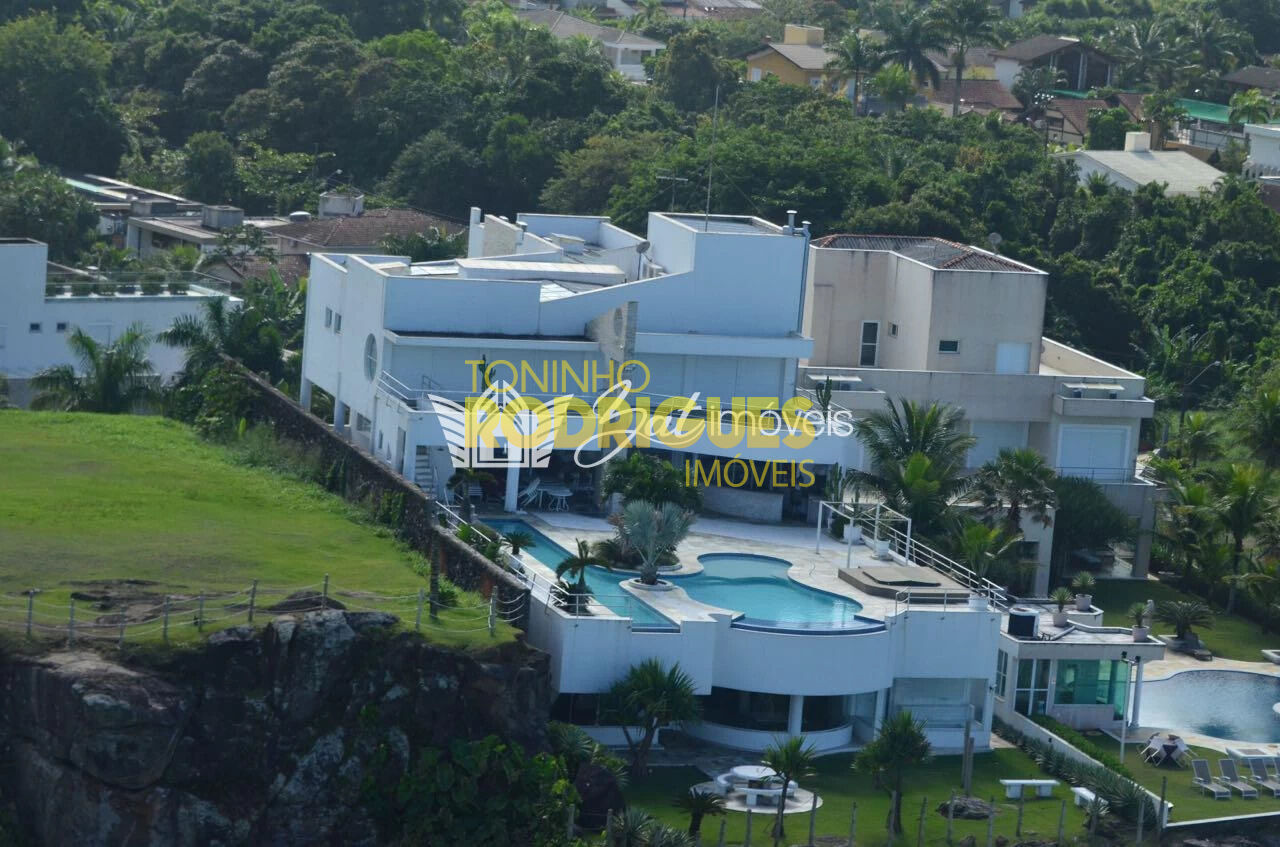 Casa Alto Padrão para Venda - Balneário Praia do Pernambuco