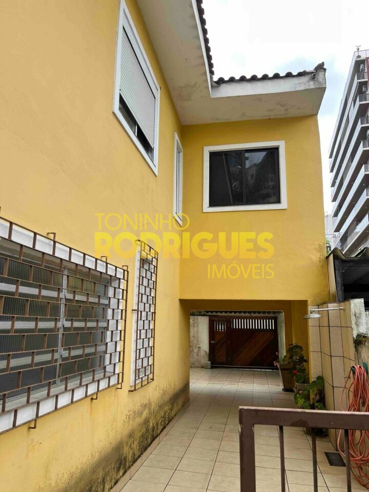 Casa Tipo Sobrado para Venda - Enseada