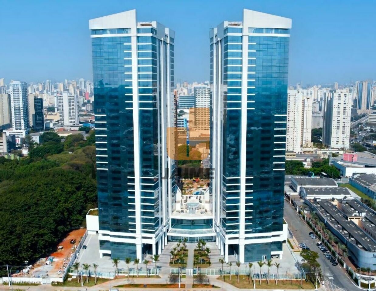 Conj. Comercial para Venda - Ponte Pequena