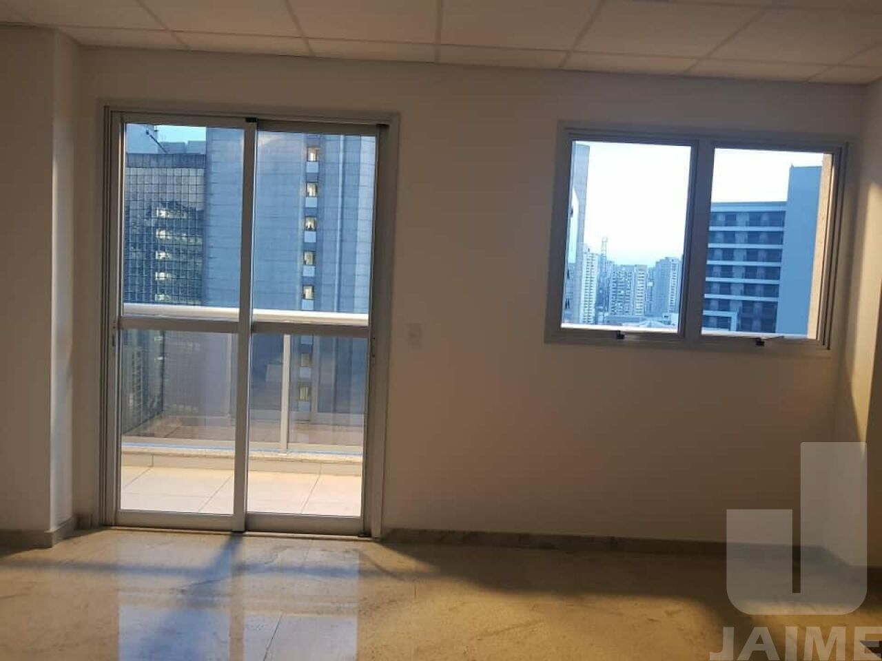 Conj. Comercial para Venda - Várzea da Barra Funda