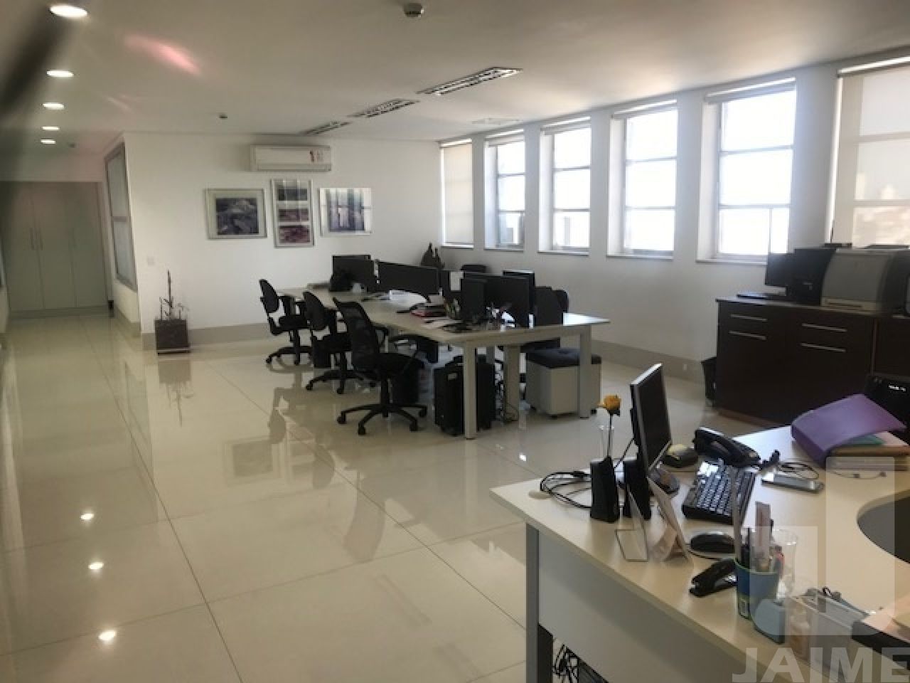 Conj. Comercial para Venda - Santa Cecília