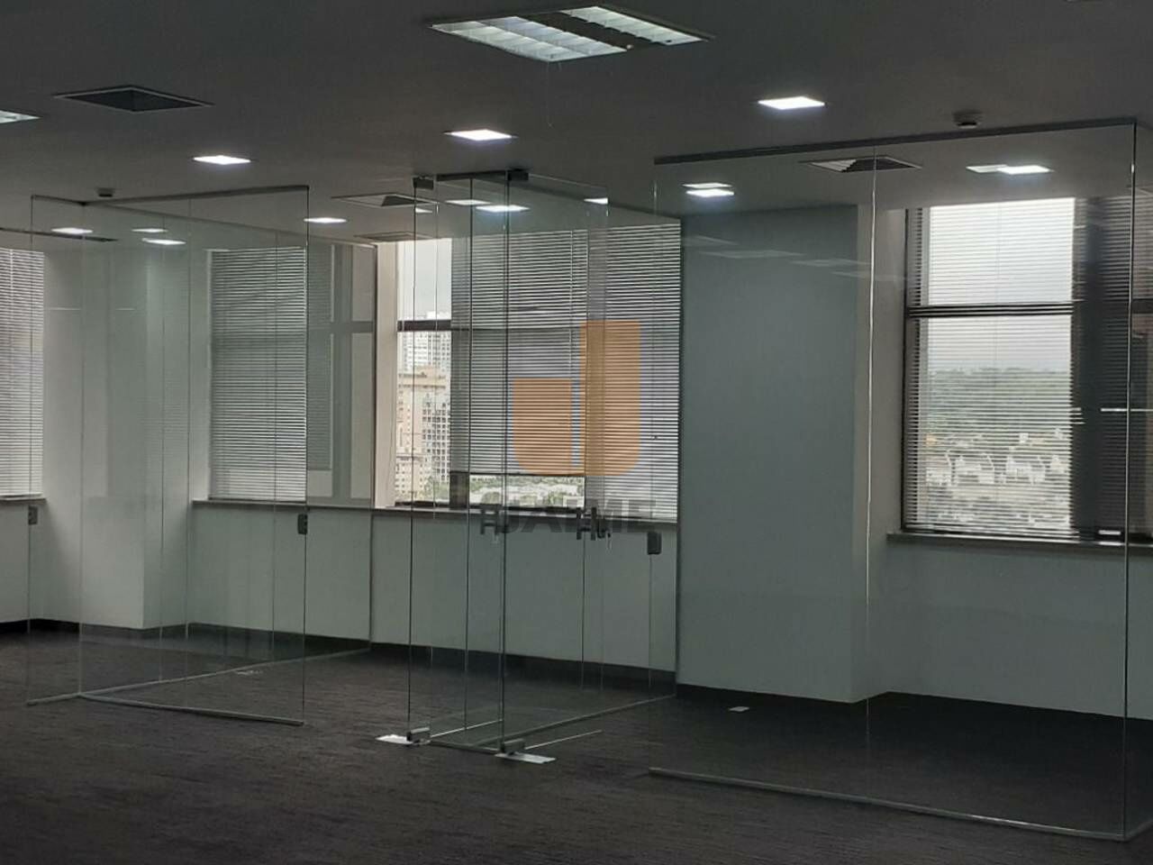 Conj. Comercial para Venda - Chácara Itaim
