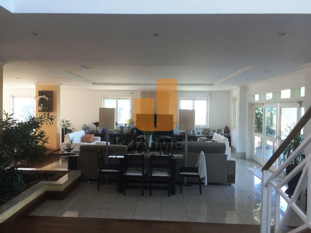 Casa Assobradada para Venda - Jardim Ibiratiba