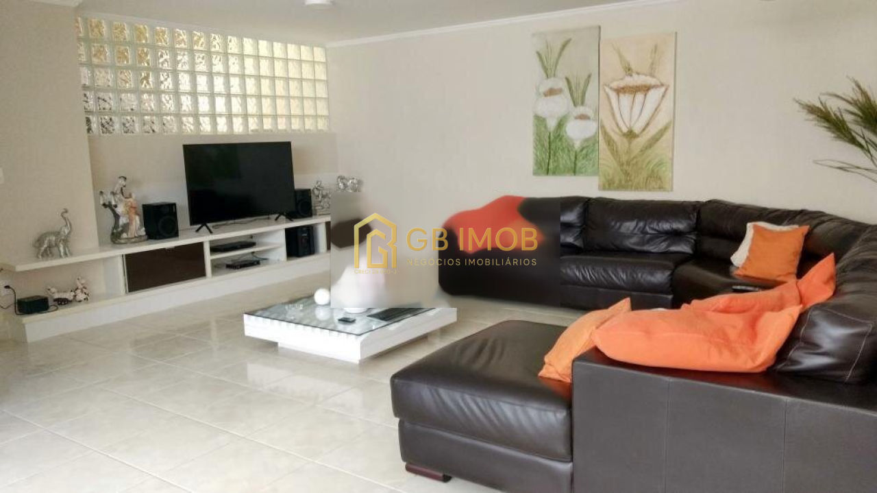 Casa Assobradada para Venda - Retiro