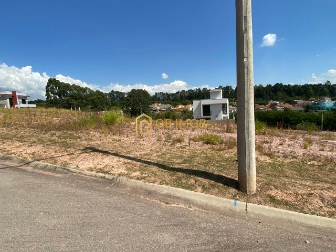 Terreno em Condomínio para Venda - Jardim Celeste
