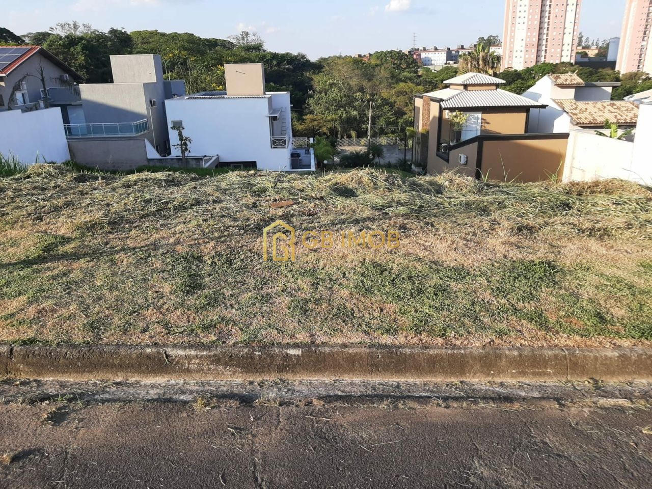 Terreno em Condomínio para Venda - Terras de Gênova