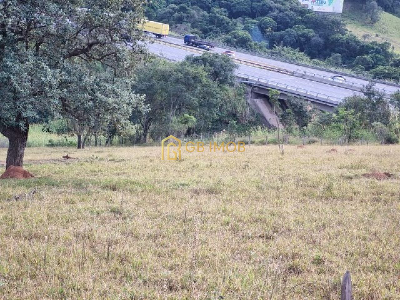 Area para Venda - Jardim Copacabana