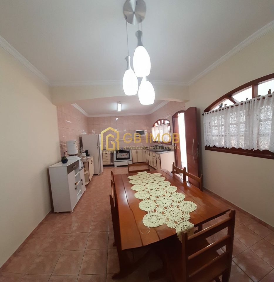 Casa Assobradada para Venda - Jardim Ana Luiza