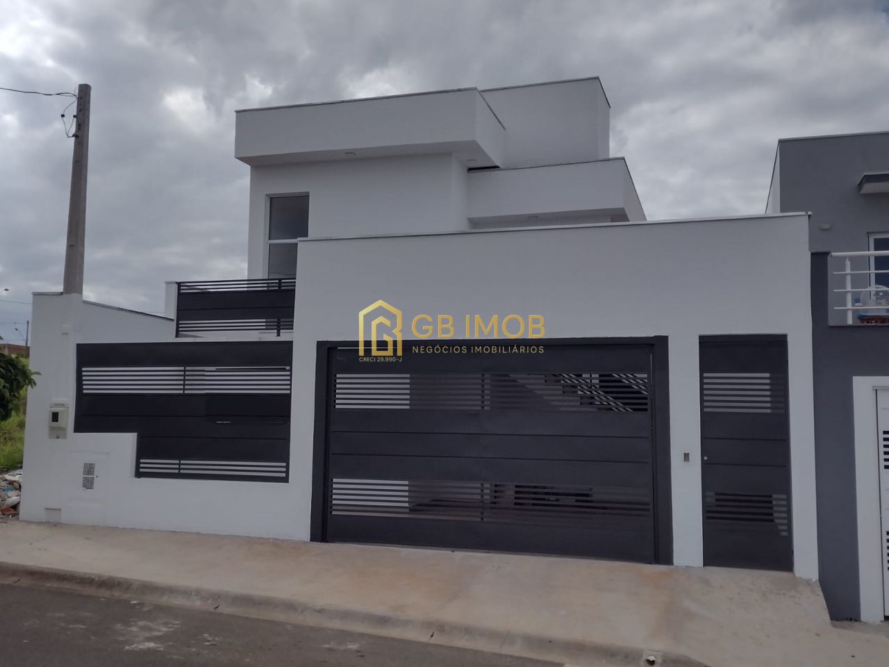 Sobrado para Venda - Residencial Tosi