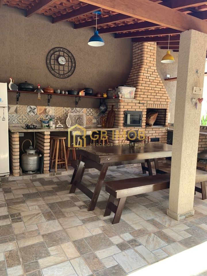 Casa Assobradada para Venda - Horto Santo Antonio