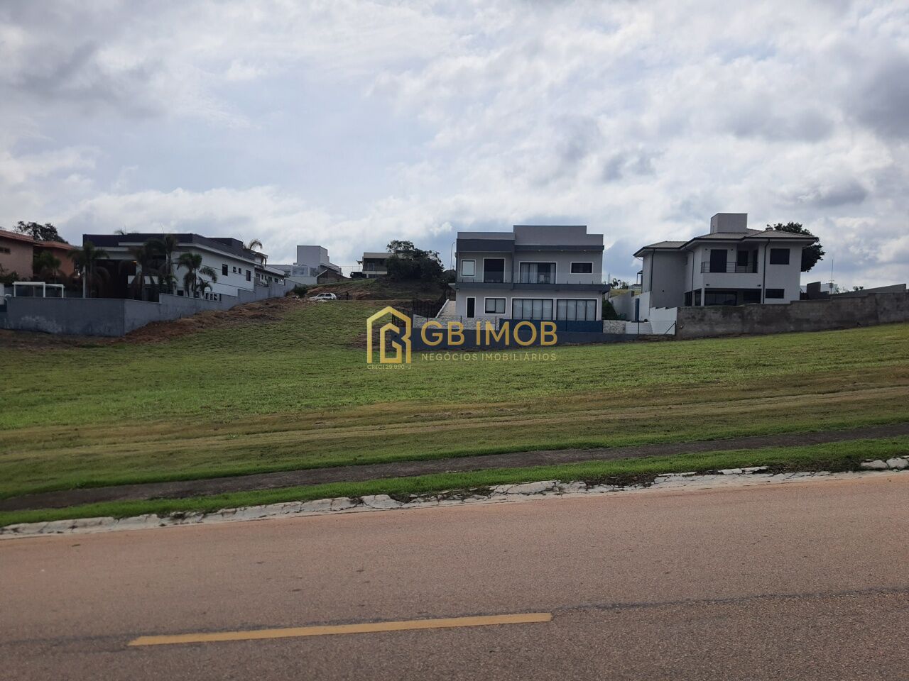 Terreno em Condomínio para Venda - Vida Real