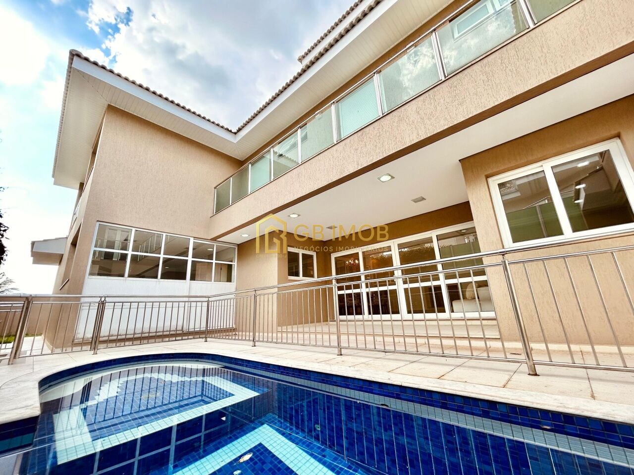 Casa em Condominio para Venda - Anhangabaú