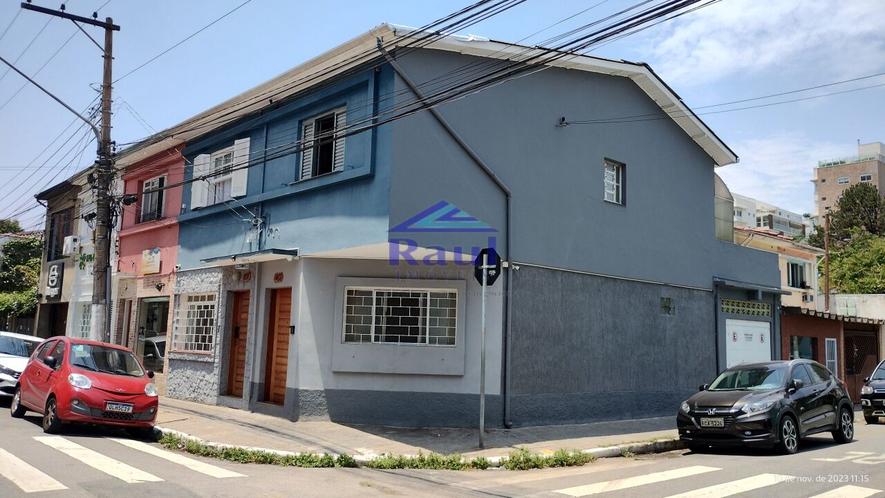 Casa Assobradada para Venda - Chácara Santo Antônio