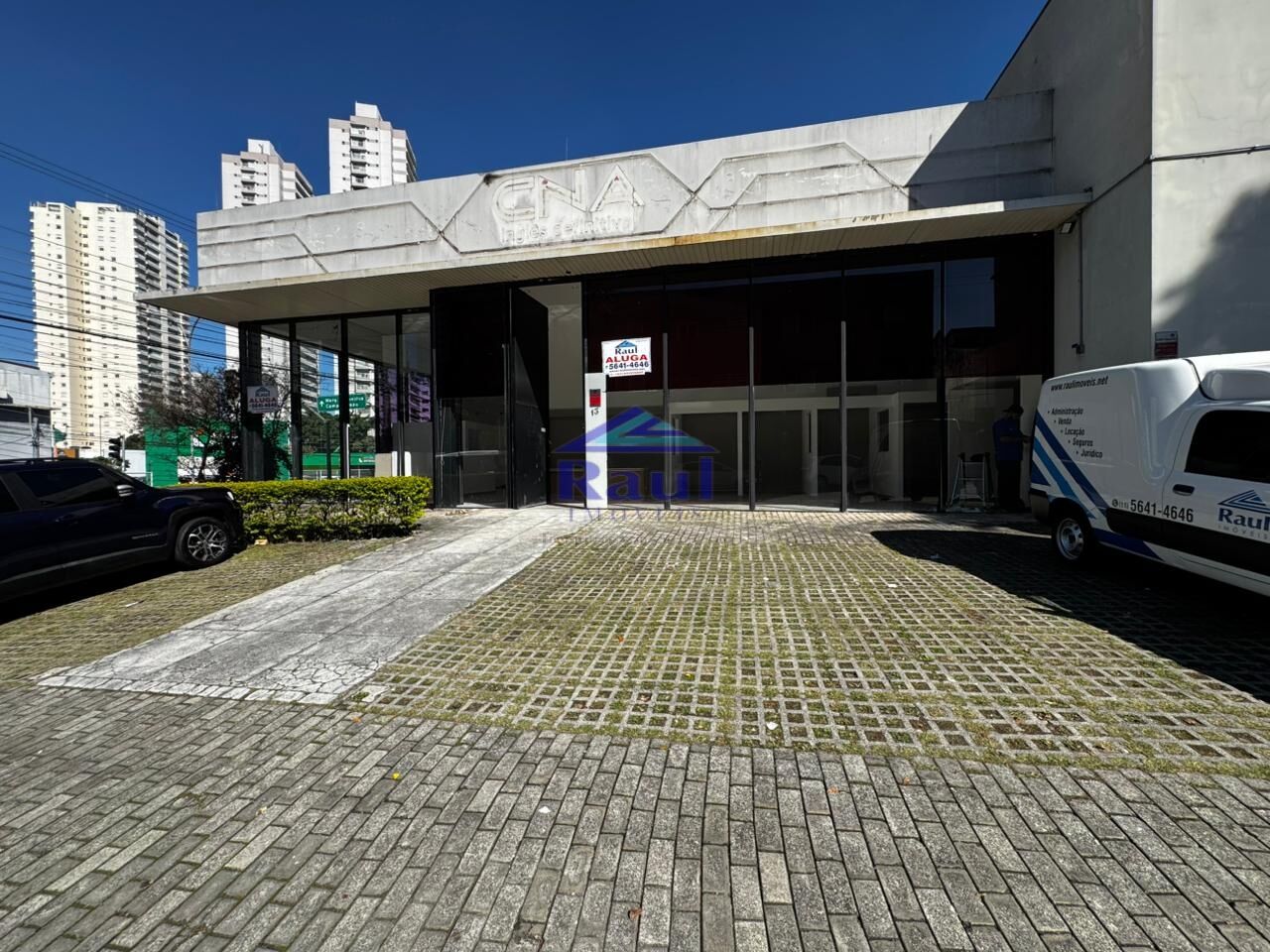 Prédio para Locação - Jardim Hípico