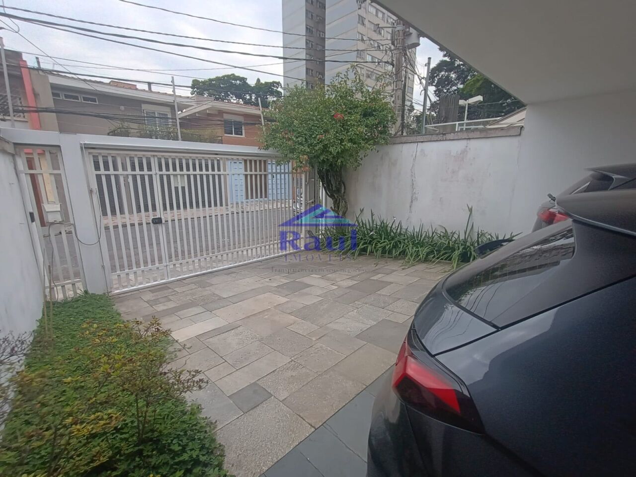 Sobrado para Venda - Granja Julieta