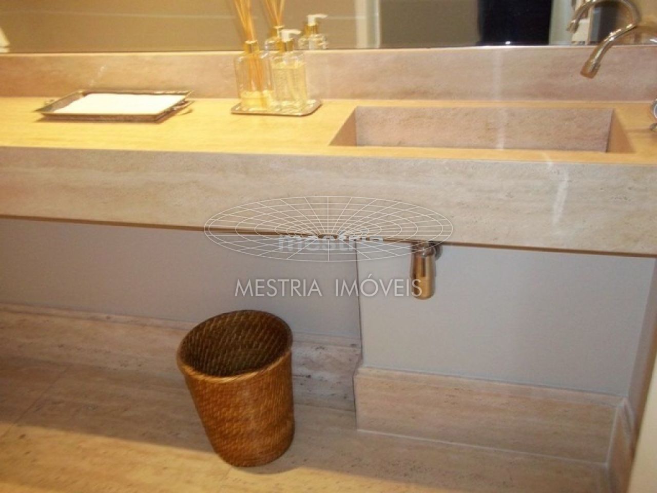 Foto 18 :: DI41058