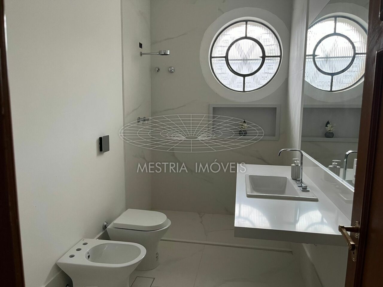 Foto 18 :: DI68542