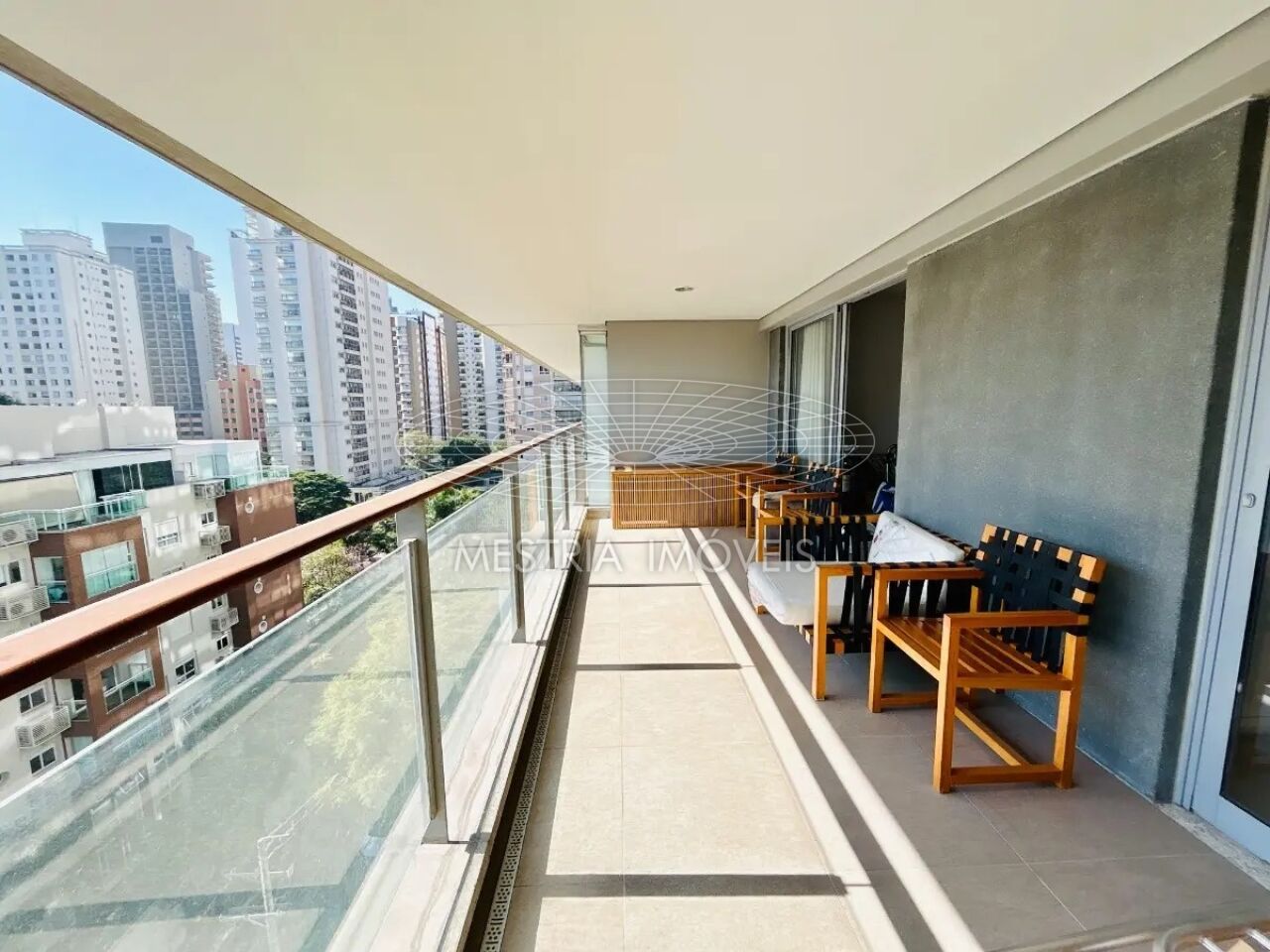 Foto 6 :: DI73390