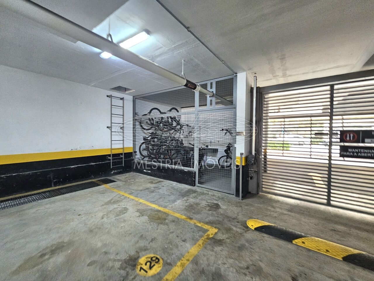 Foto 42 :: DI83537