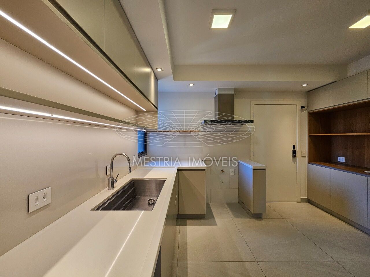 Foto 36 :: DI86864