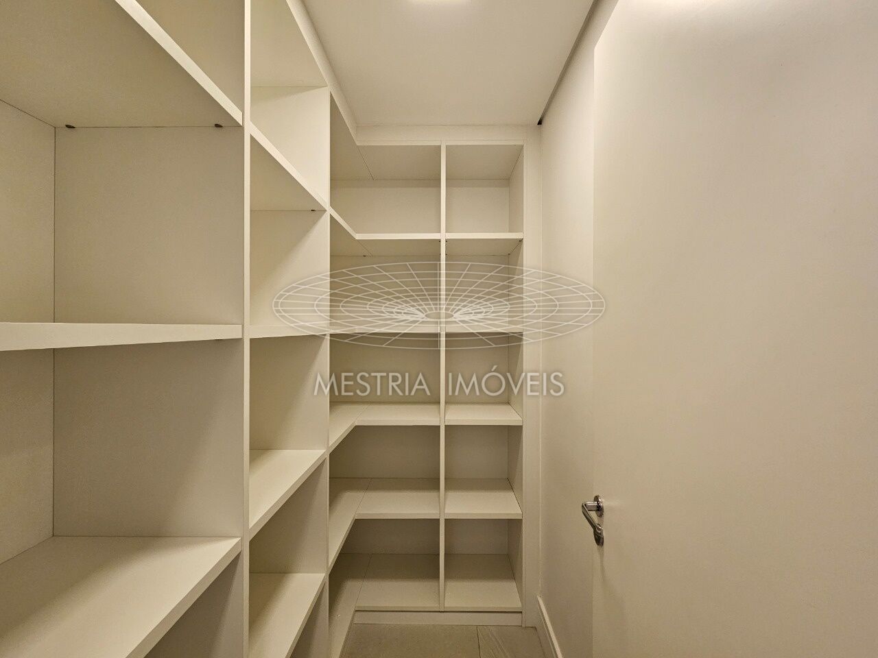 Foto 39 :: DI86864