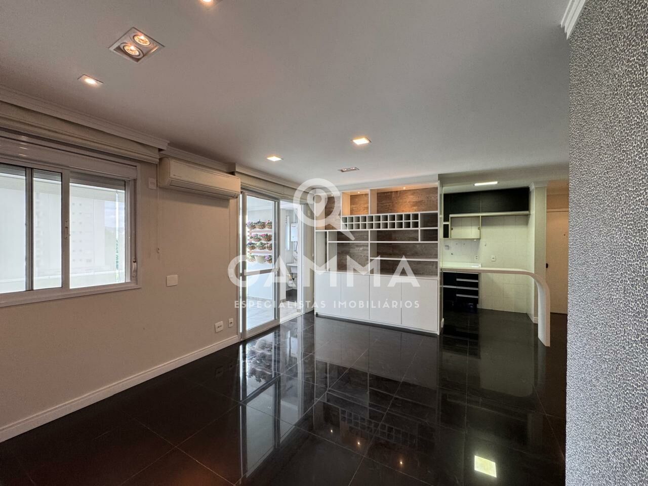 Apartamento para Venda - Vila Anastácio