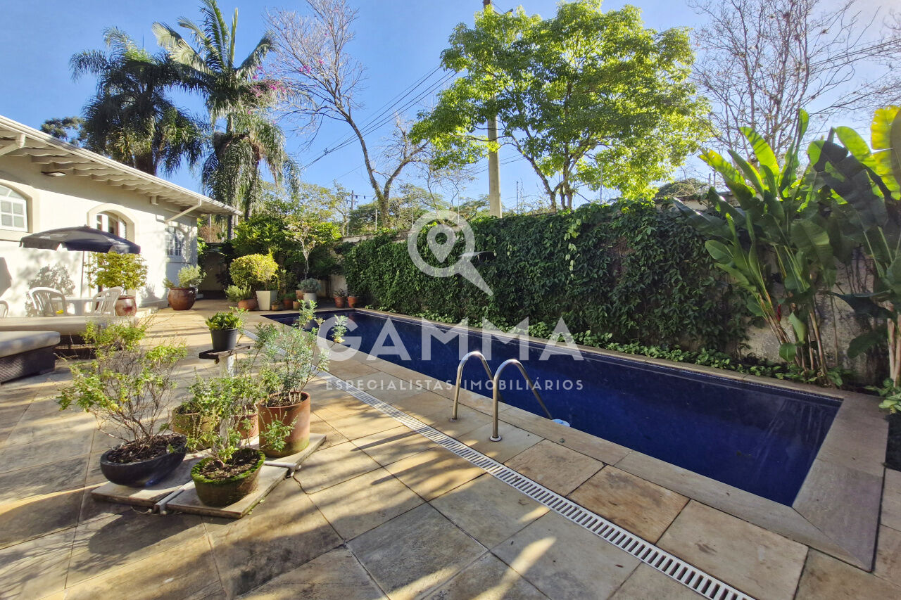 Casa Padrão  para Venda - Alto de Pinheiros