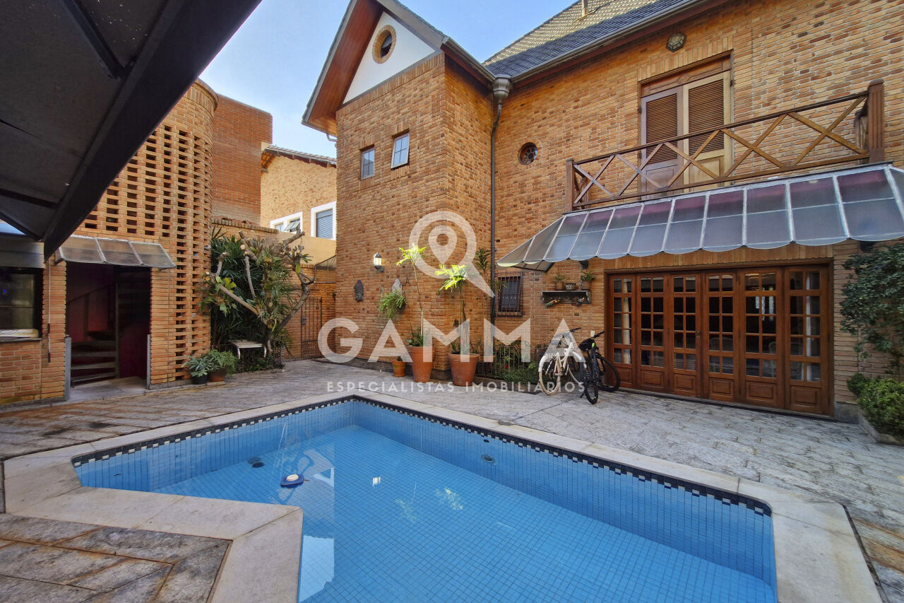 Casa Padrão  para Venda - Pinheiros