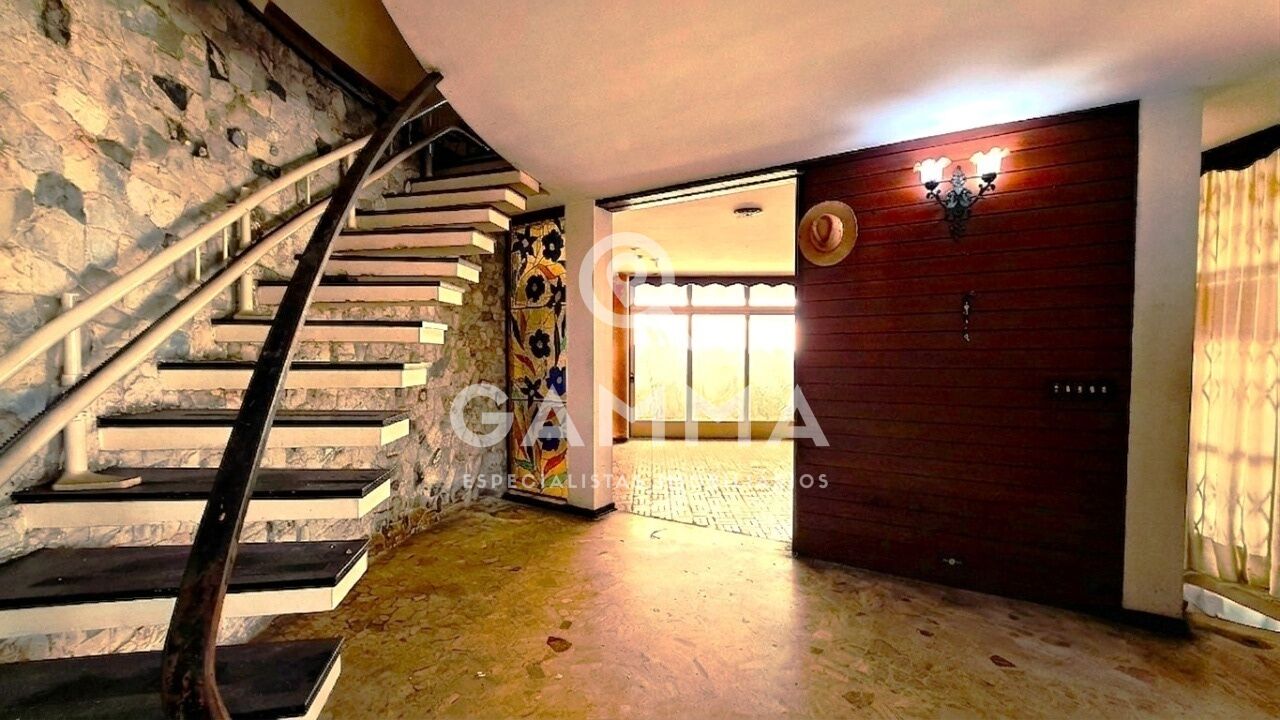 Casa Padrão  para Venda - Pinheiros