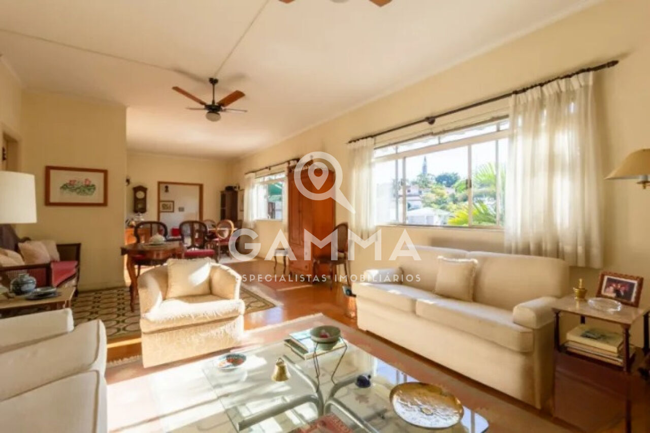 Casa Padrão  para Venda - Pacaembu