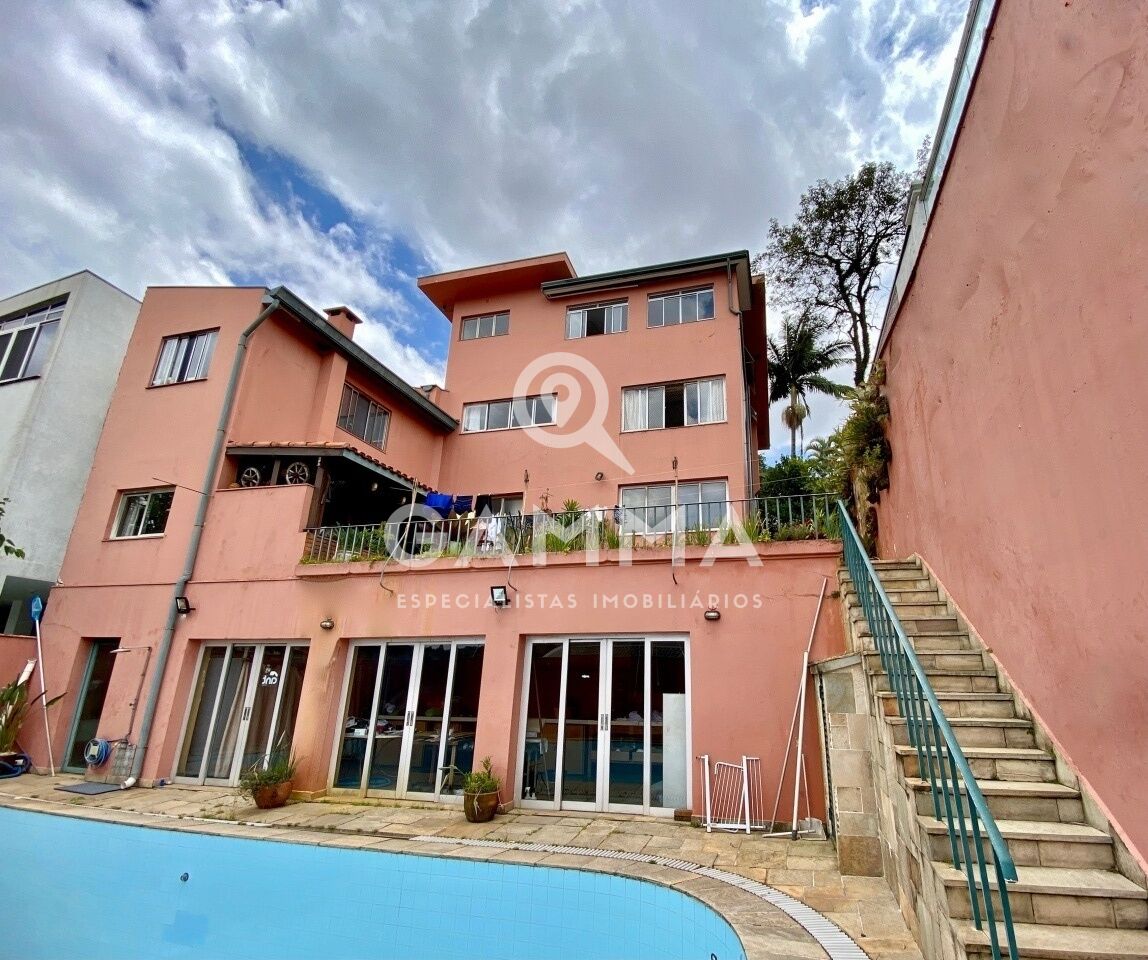 Casa Padrão  para Venda - Pacaembu