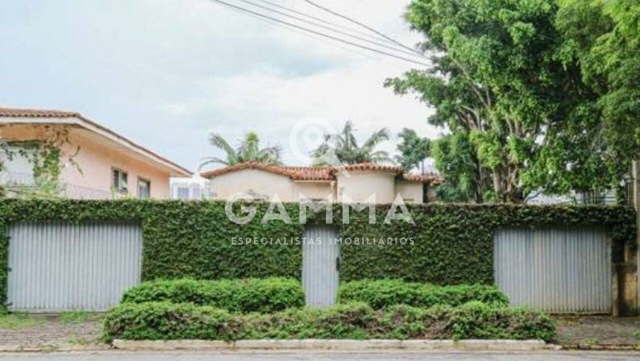 Casa Padrão  para Venda - Pacaembu