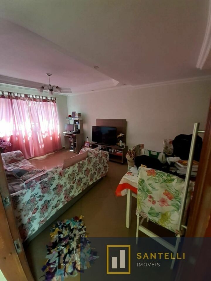 Casa Assobradada para Venda - AMERICANÓPOLIS