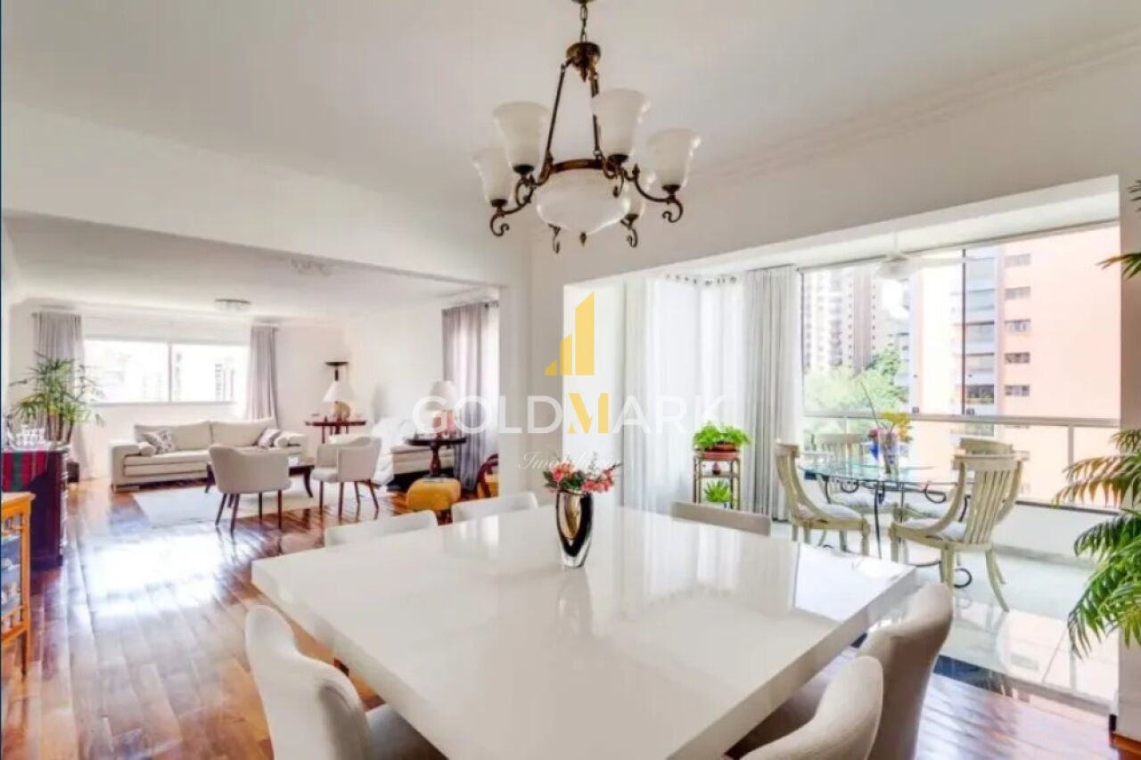 Apartamento em Moema - LL2476